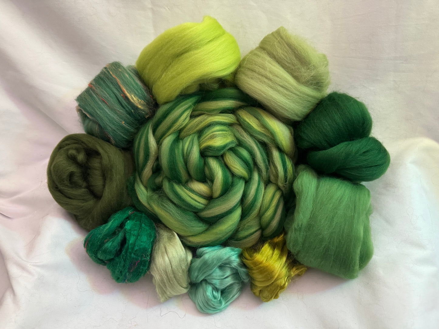 Green Goddess~Spinning Kit~ 8 Oz Total Weight