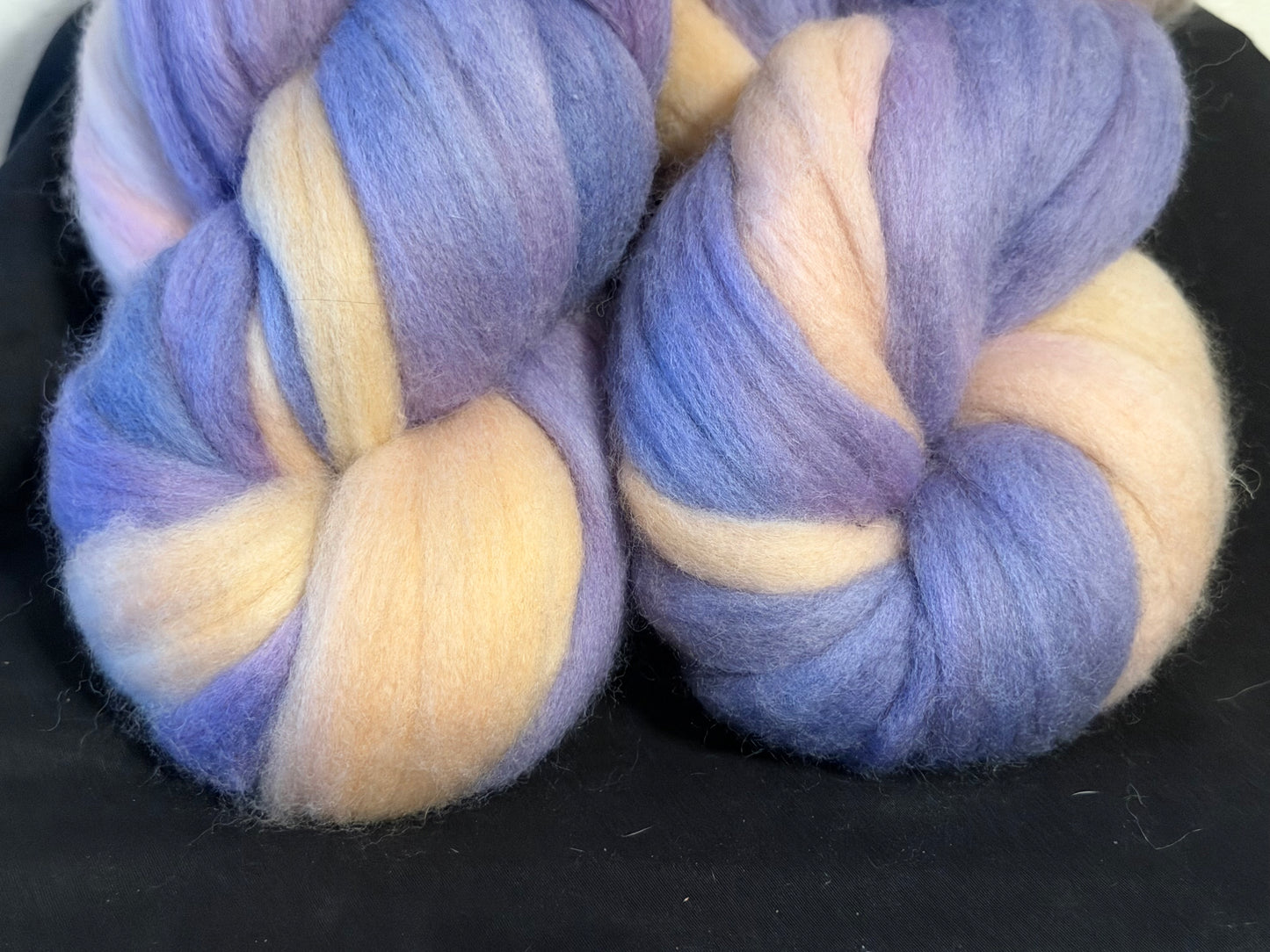 Punta Arenas~(PUN-S-25)~4 oz Fiber Hank~Hand Dyed