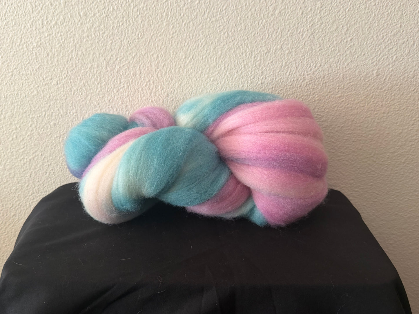 Falkland~(FAL-S-18)~ Hand Dyed 4 oz Braid