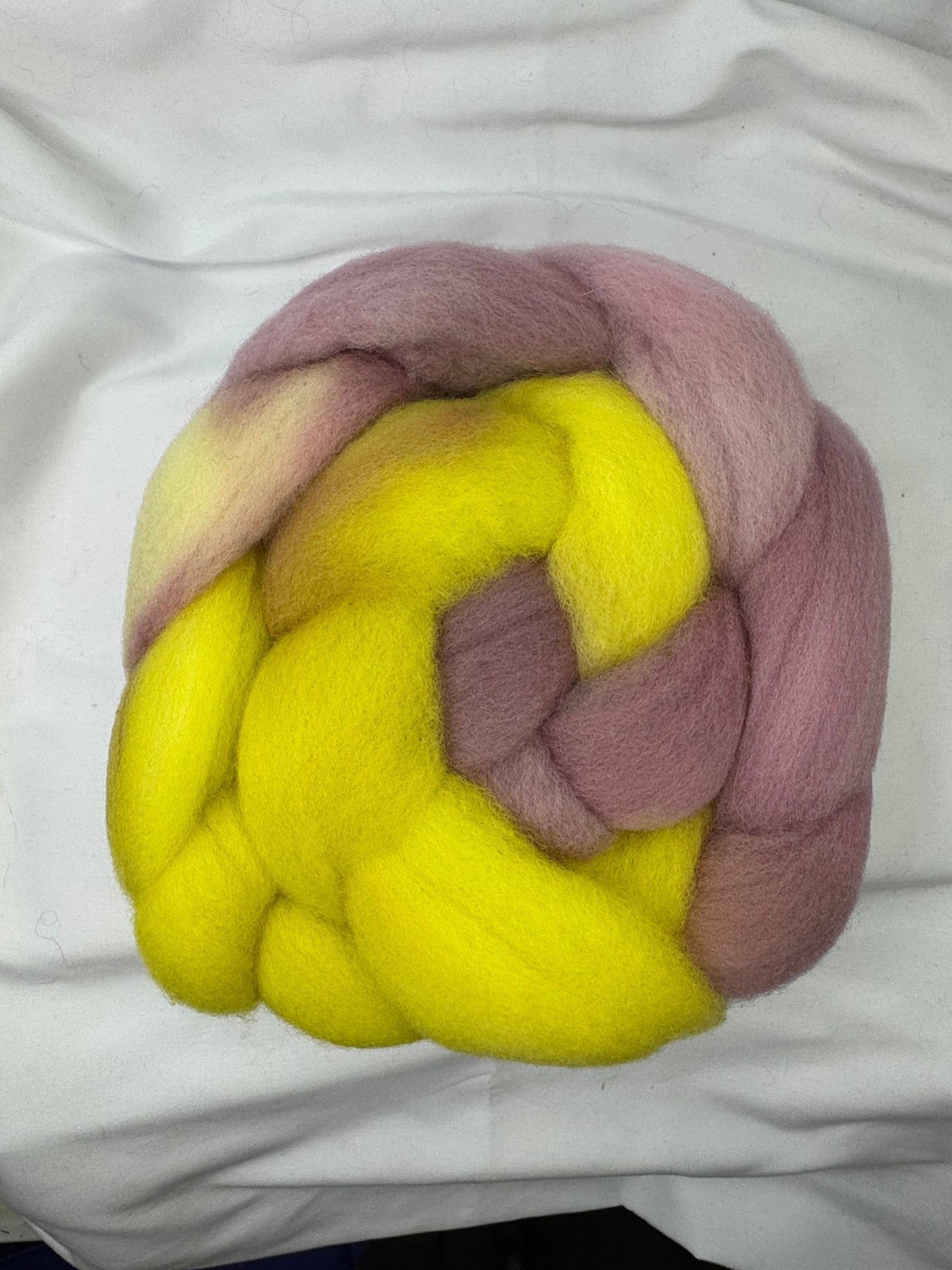 Cormo~(CORMO-S-10)~Hand Dyed~4 oz Braid