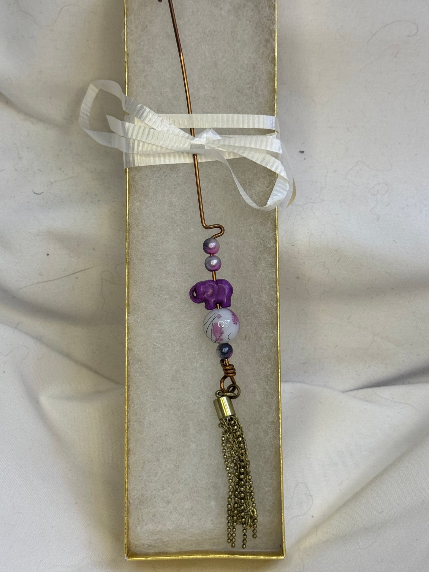 Orifice Hook for Spinning Wheel~Elephant with tassel
