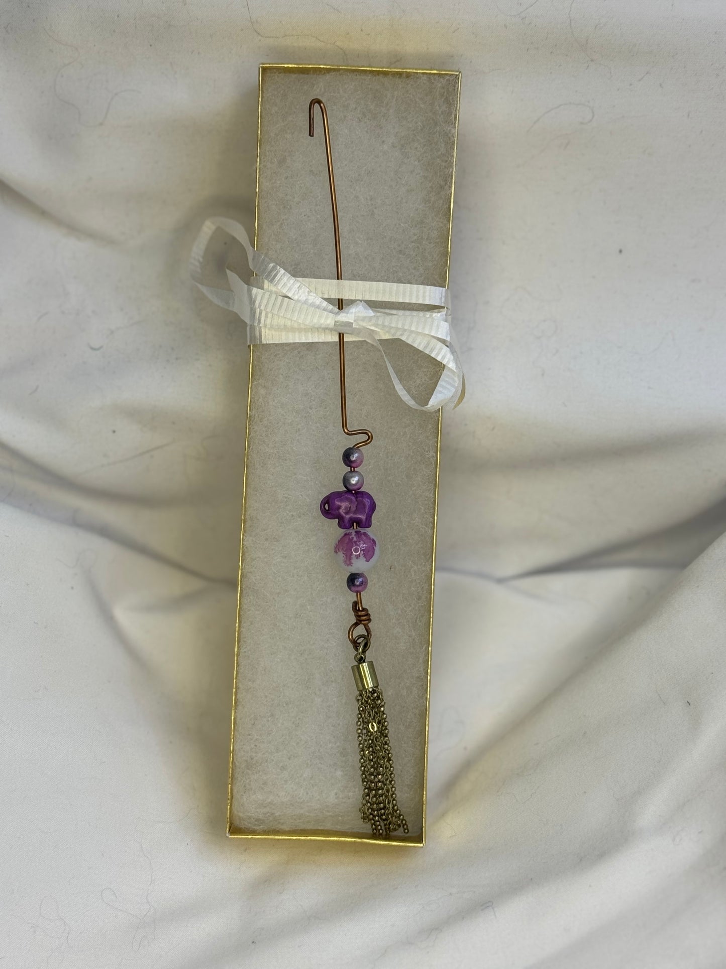 Orifice Hook for Spinning Wheel~Elephant with tassel
