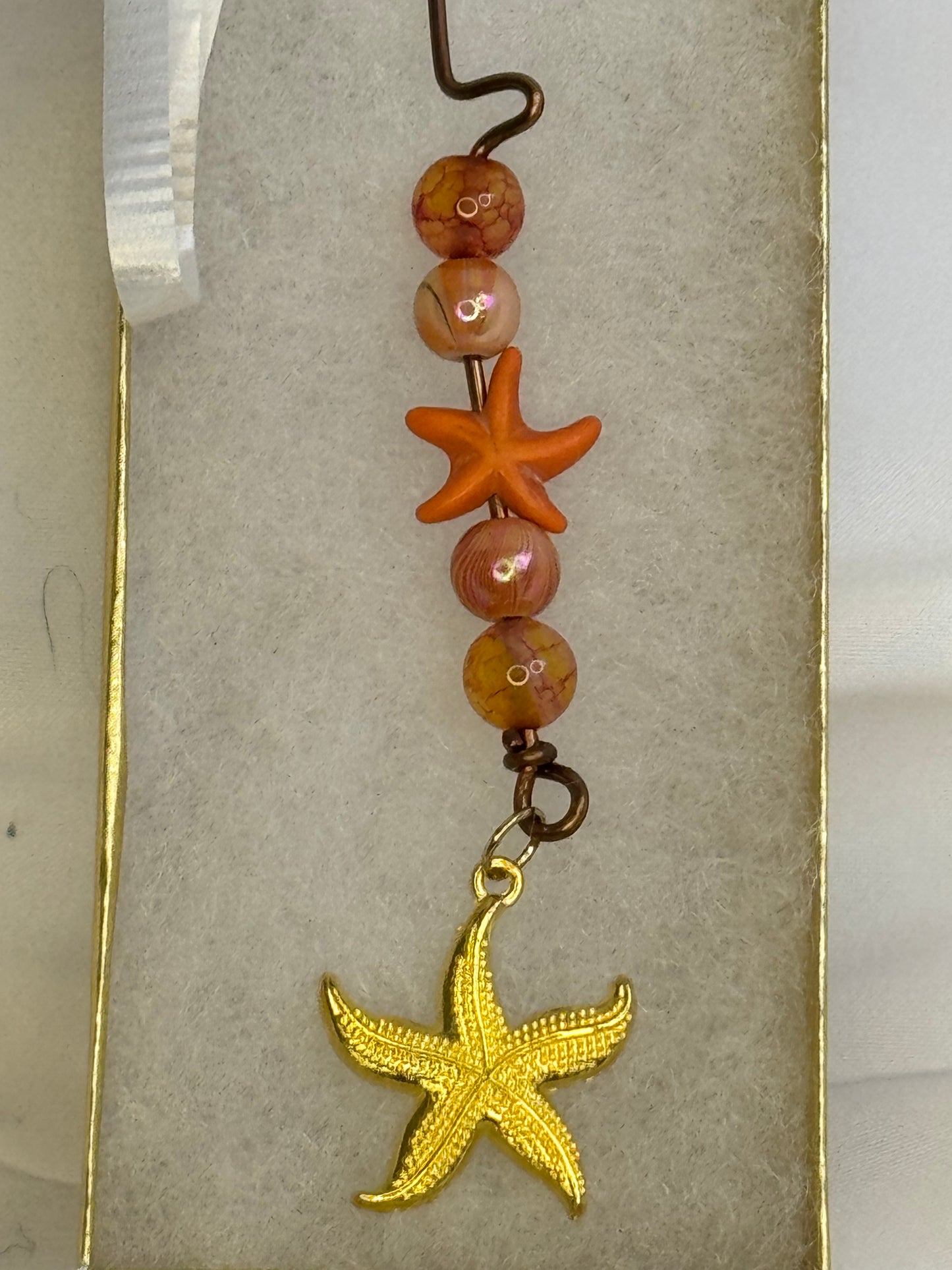 Orifice Hook for Spinning Wheel~Starfish Orange