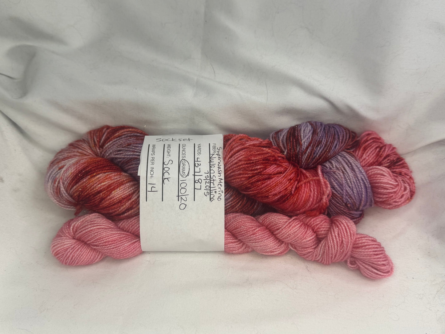 "Sock Set" Bubble Yum~437 Yard Full Skein & 87 Yard Mini Skein~Hand Dyed