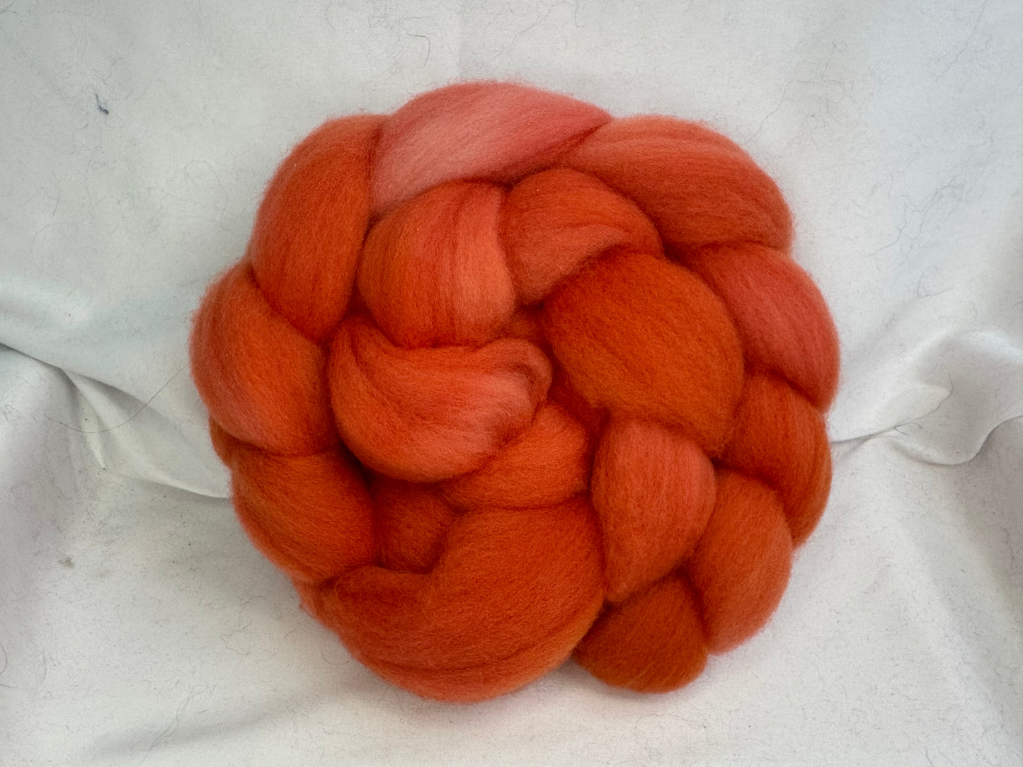 Cormo~(CORMO-S-14)~Hand Dyed~4 oz Braid
