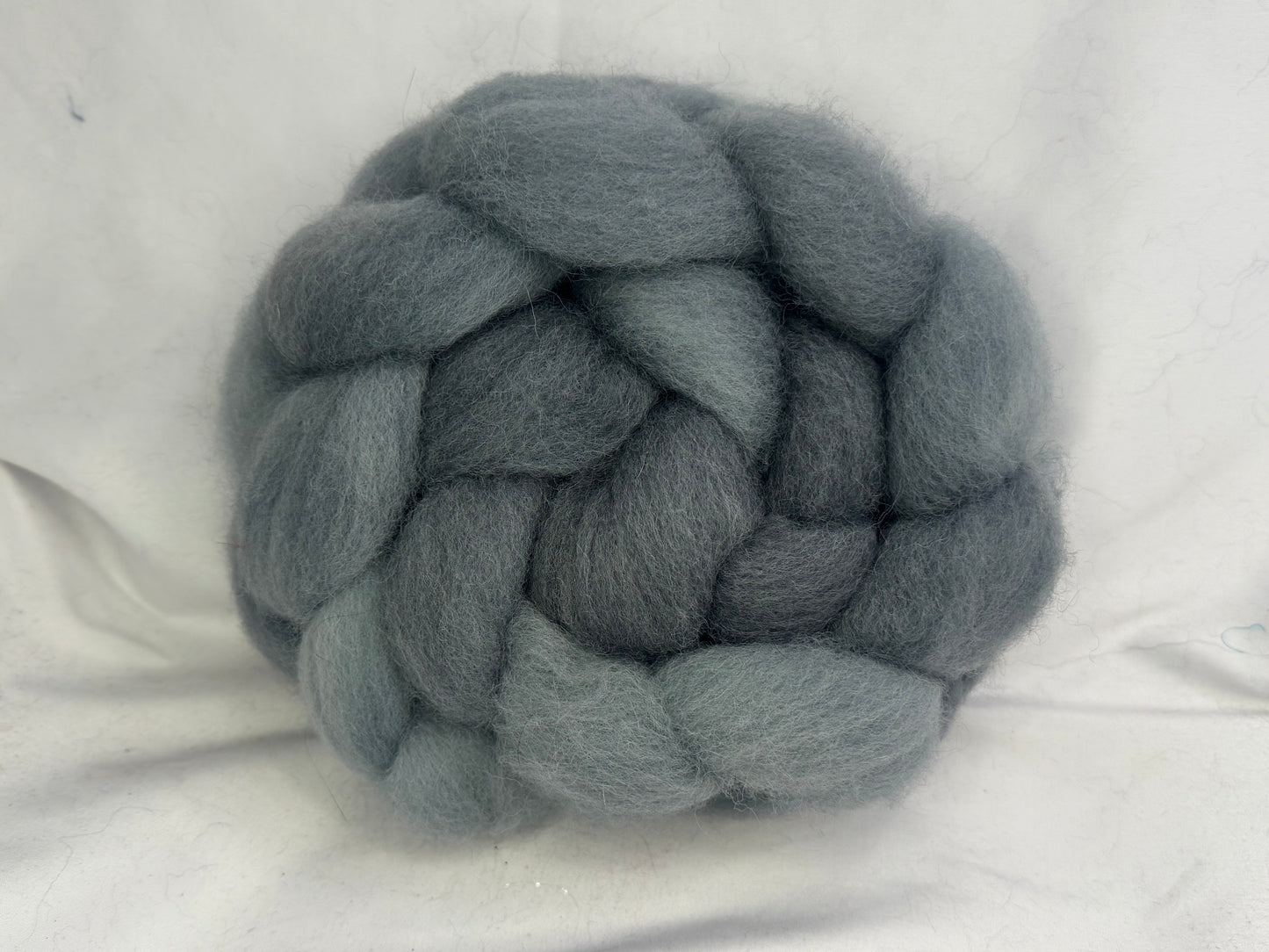 Brecknock Hill Cheviot~Hand Dyed~4 oz Braid(BH-CHEV-S-20)
