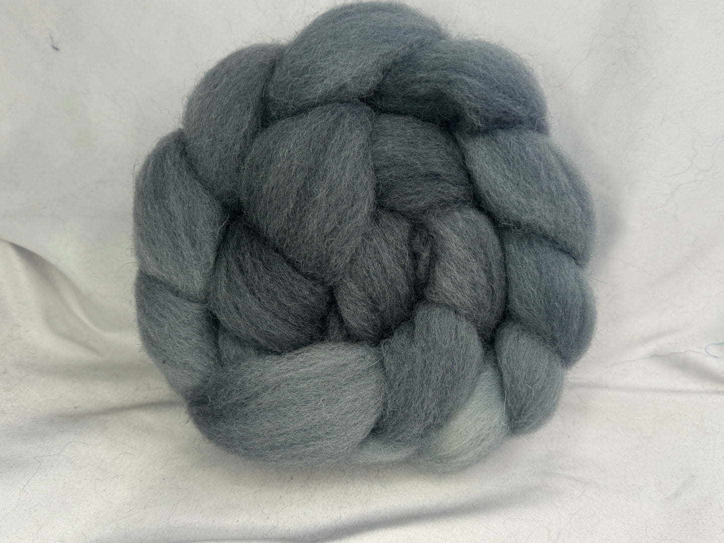 Brecknock Hill Cheviot~Hand Dyed~4 oz Braid(BH-CHEV-S-22)