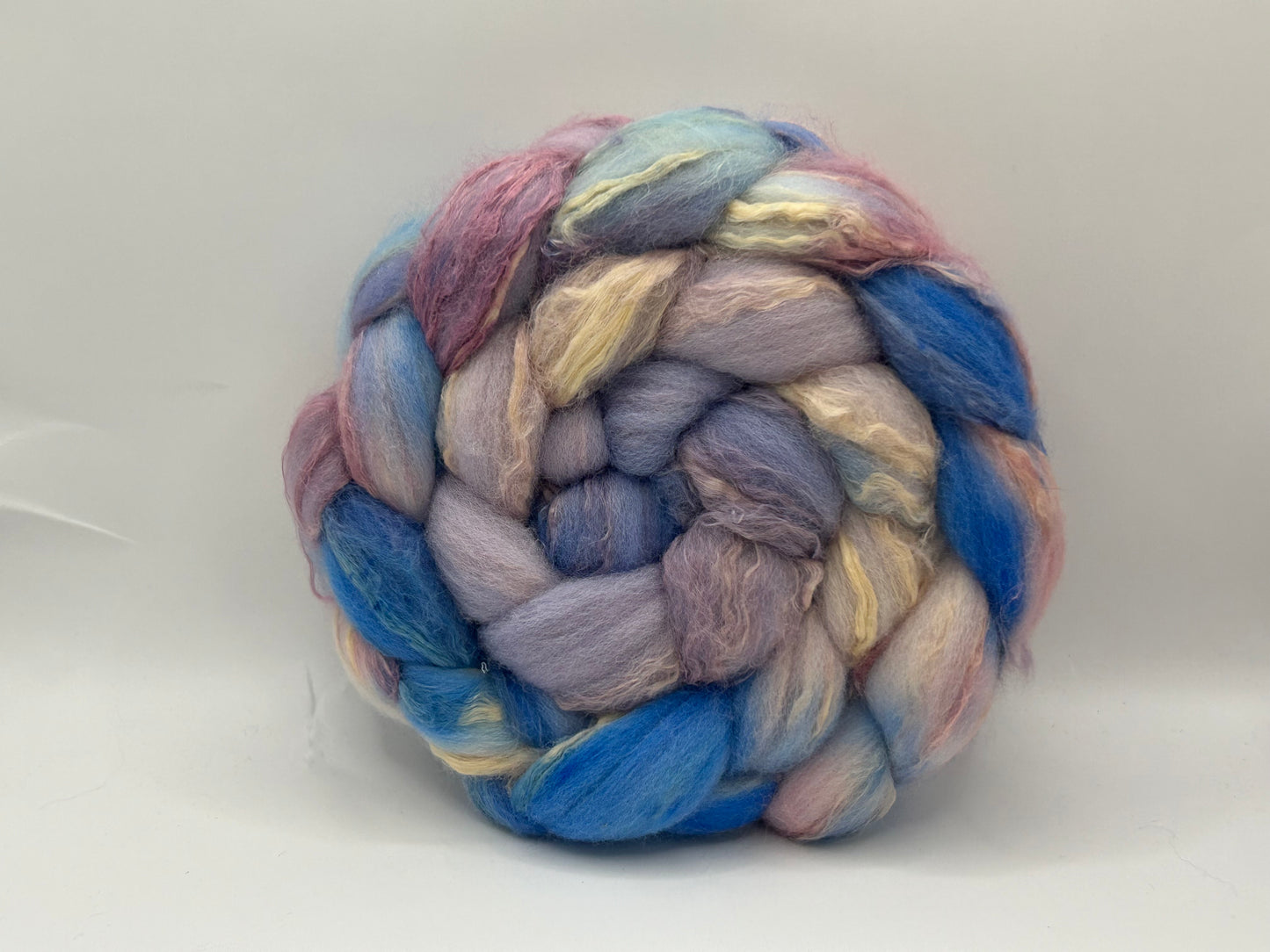 Merino Soybean~70/30~(MER-SOY-S-04)~Hand Dyed 4 oz Braid