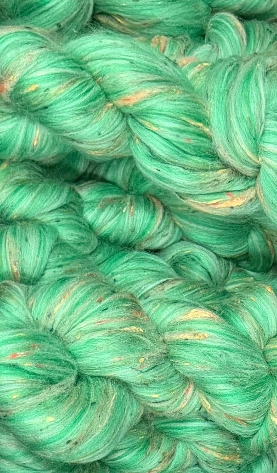 "Wild Queen Lime Blush” Polwarth, Merino, Tweed Blend