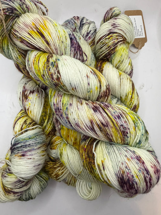 Vineyard Gold~Evelyn's Sock~75/25 Superwash Merino Nylon