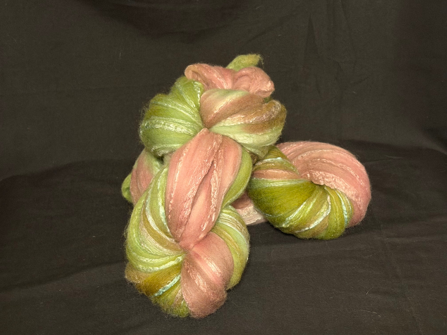 Merino Bamboo 70/30~(MER-BAM-S-11)~Hand Dyed~~4 oz Fiber Hank