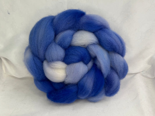 Perendale~(PERE-S-33)~Hand Dyed~4 oz Braid