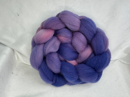 Cormo~(CORMO-S-17)~Hand Dyed~4 oz Braid