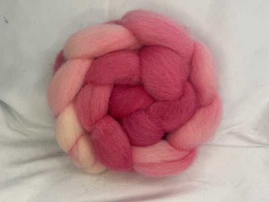 Brecknock Hill Cheviot~Hand Dyed~4 oz Braid(BH-CHEV-S-25)