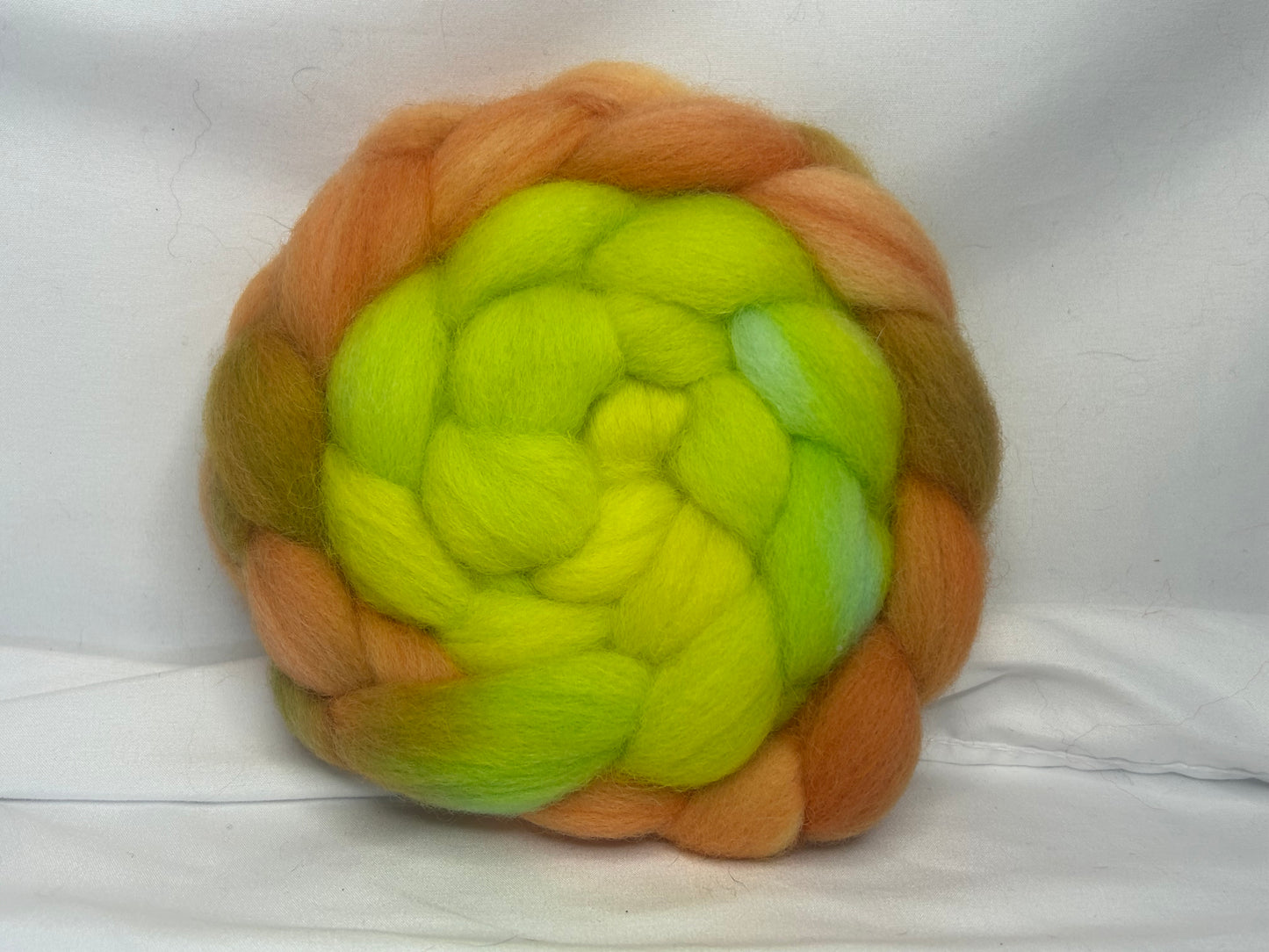 Perendale~(PERE-S-12)~Hand Dyed~4 oz Braid