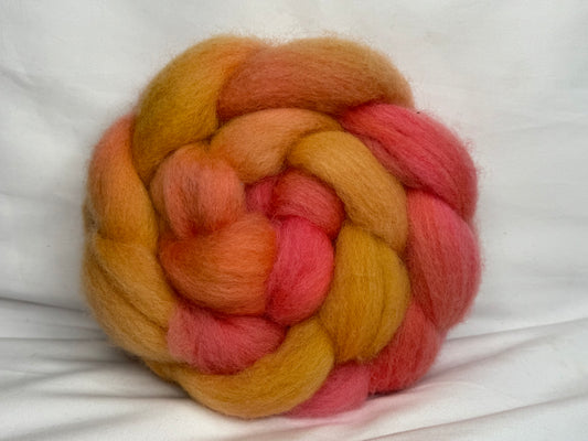 Romney Top~(ROM-S-19)~Hand Dyed~4 oz
