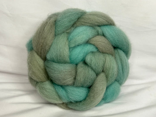 Romney Top~(ROM-S-25)~Hand Dyed~4 oz