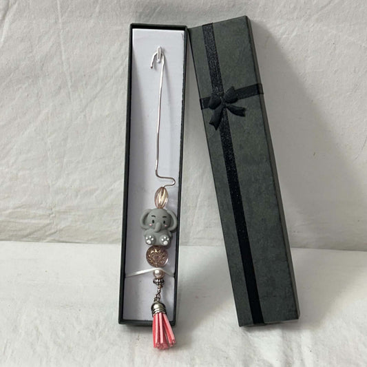 Decorative Spinning Wheel Orifice Hook | Baby Grey Elephant