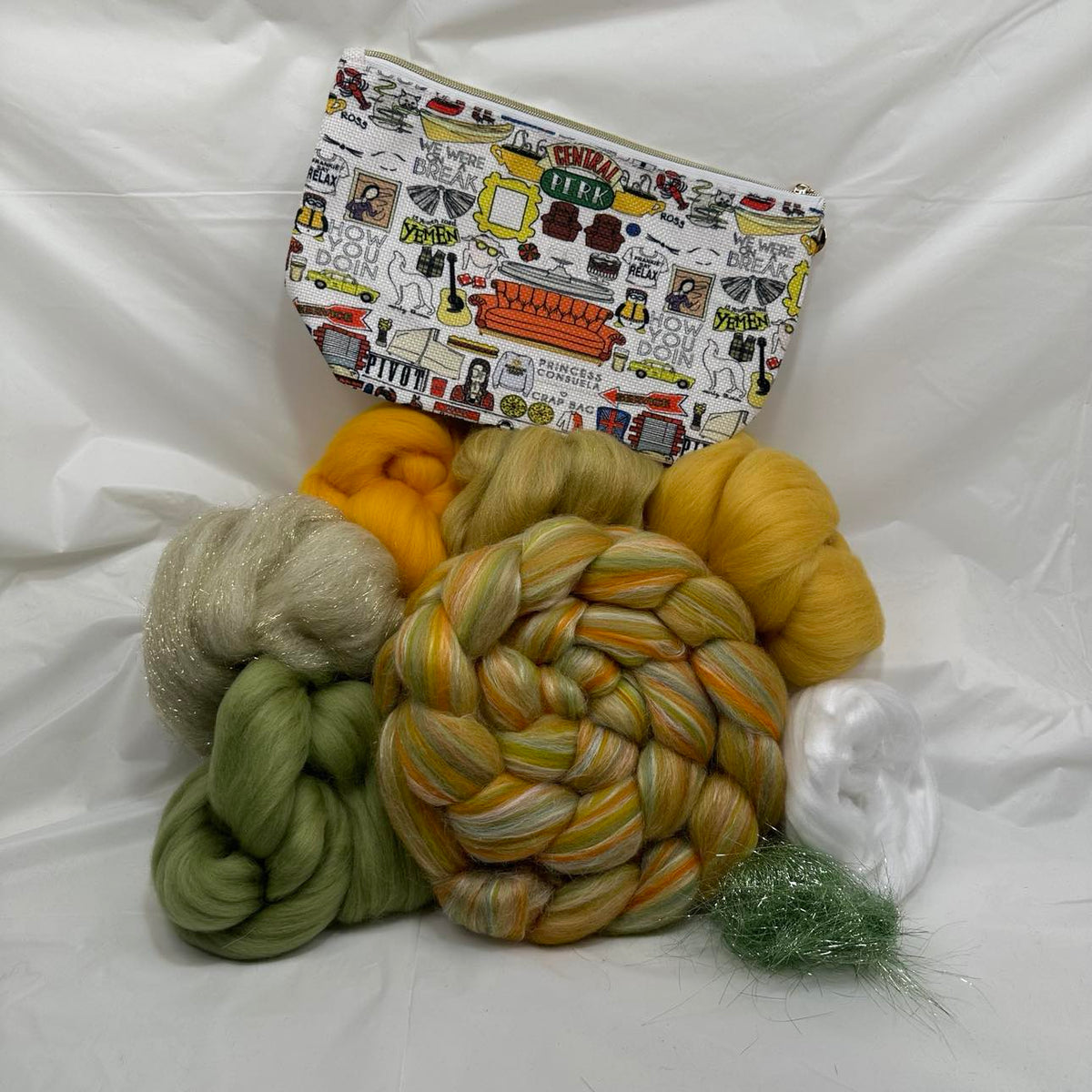 Central Perk~Fiber Art Spinning Kit~8 oz